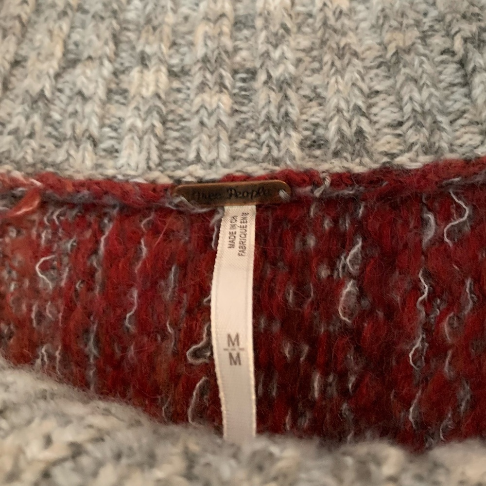 Free People 'Willow' poncho style sweater - Picture 3 of 9